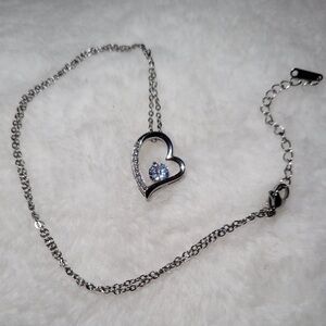 Shiny heart necklace